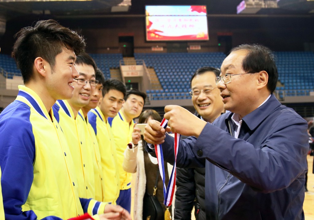 格式工厂田市长颁奖.jpg