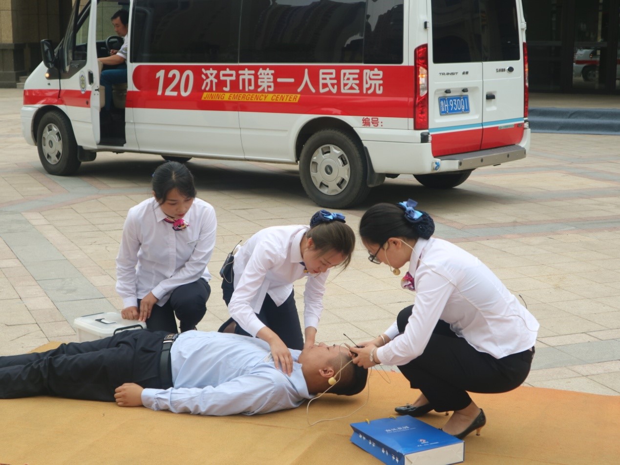 物业应急演练4.jpg 物业应急演练4.jpg