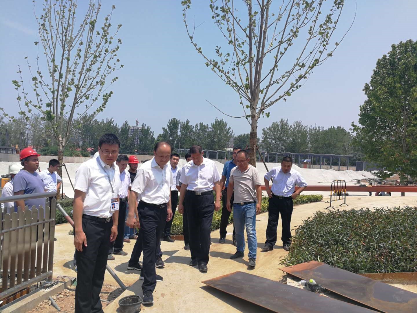 柳市长督导.jpg